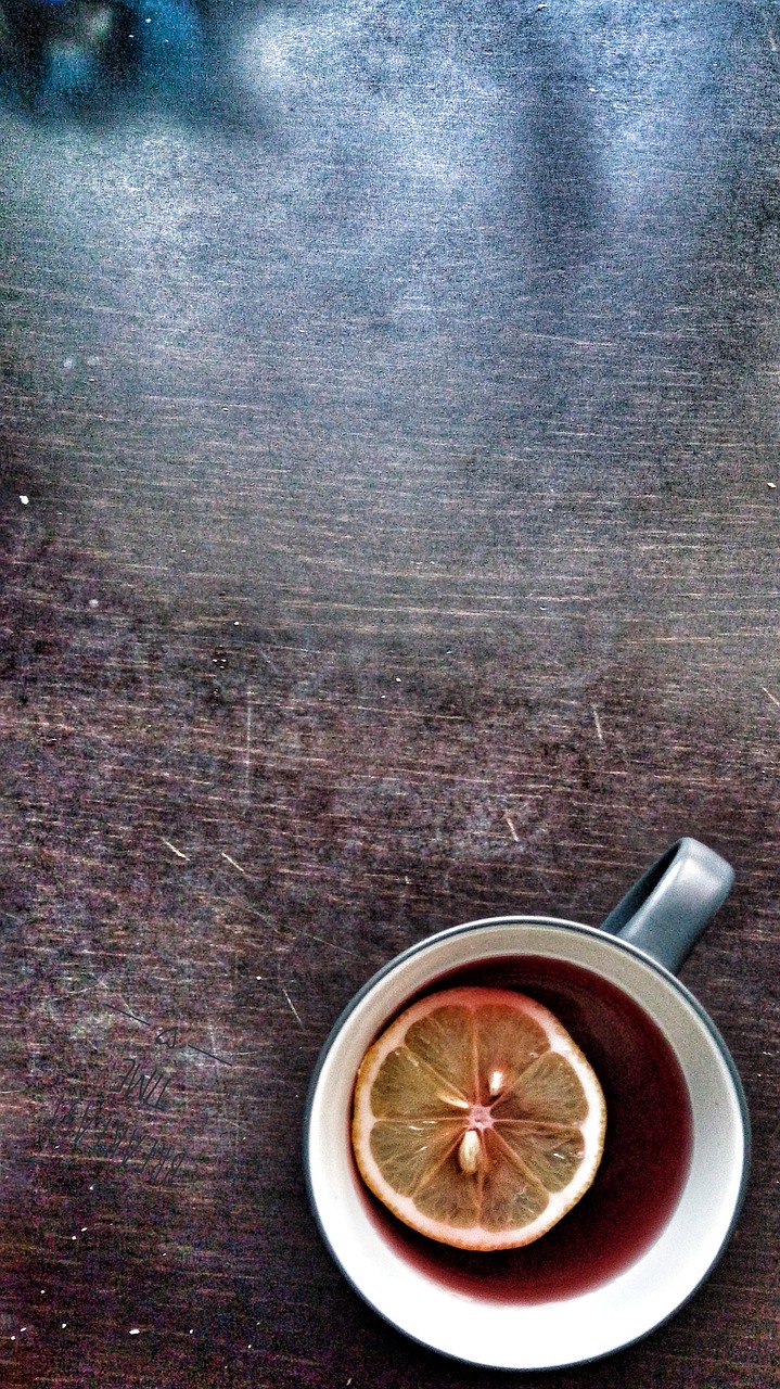 口臭とは何が原因で発生するのか？