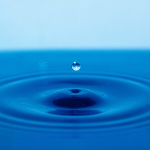 マウスウォッシュを使うタイミングは朝と夜のどちらが効果的？